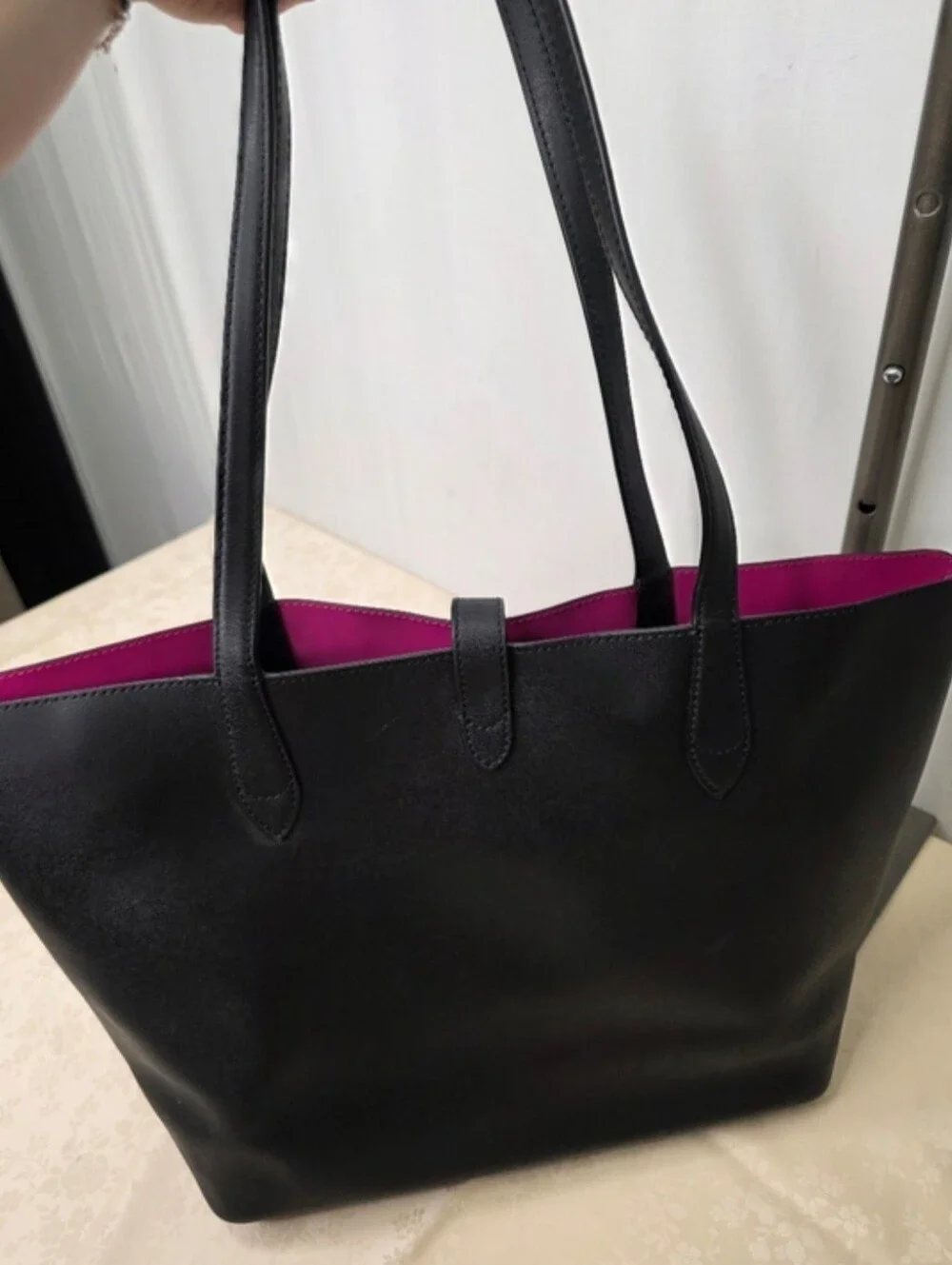 Kate Spade Black Leather Tote Bag Pink Interior Spade Flower Twist Lock